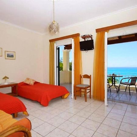 Natalia Apartment B With Panoramic Sea Views Of Agios Gordios Bay Zewnętrze zdjęcie