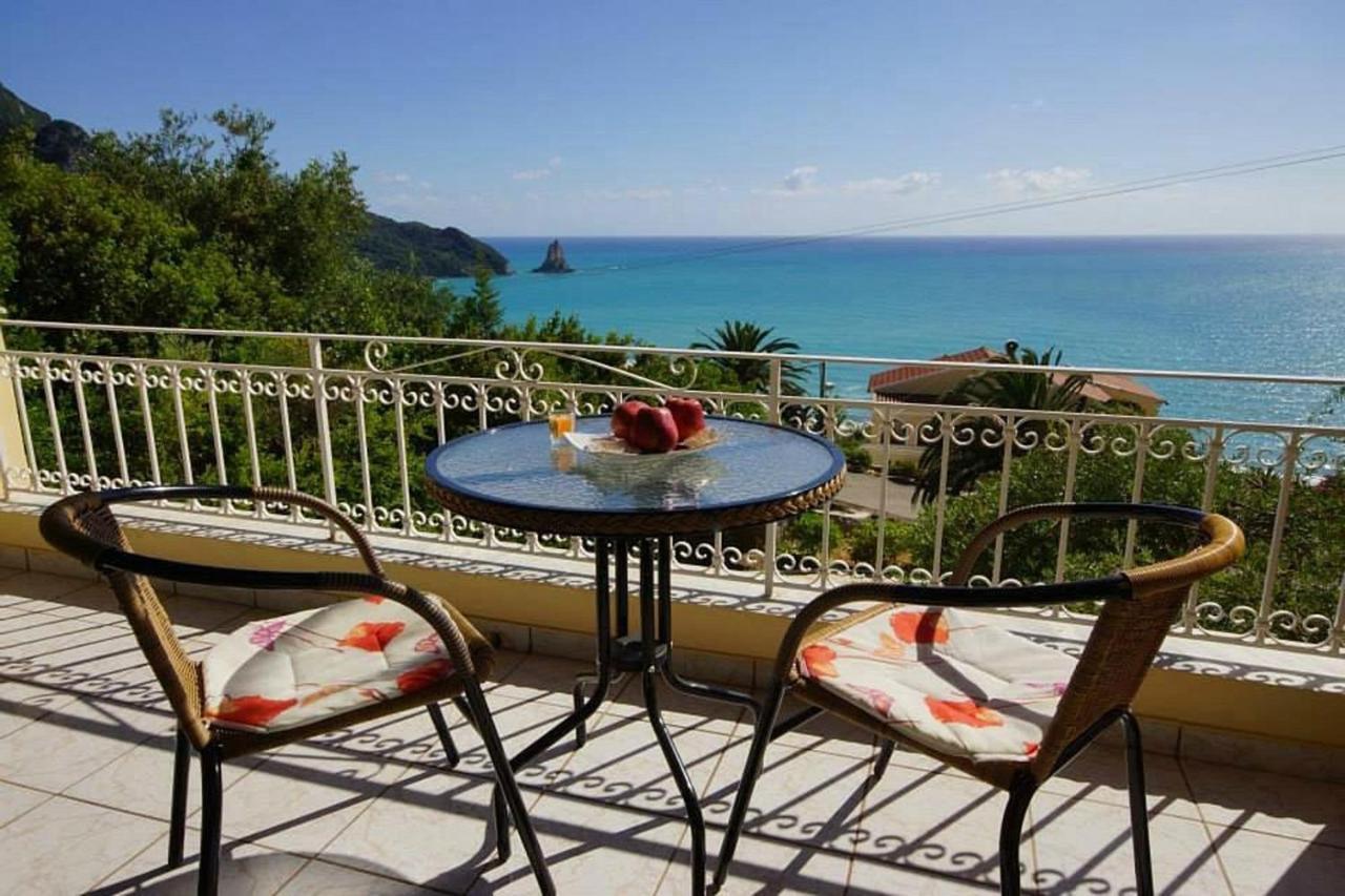 Natalia Apartment B With Panoramic Sea Views Of Agios Gordios Bay Zewnętrze zdjęcie
