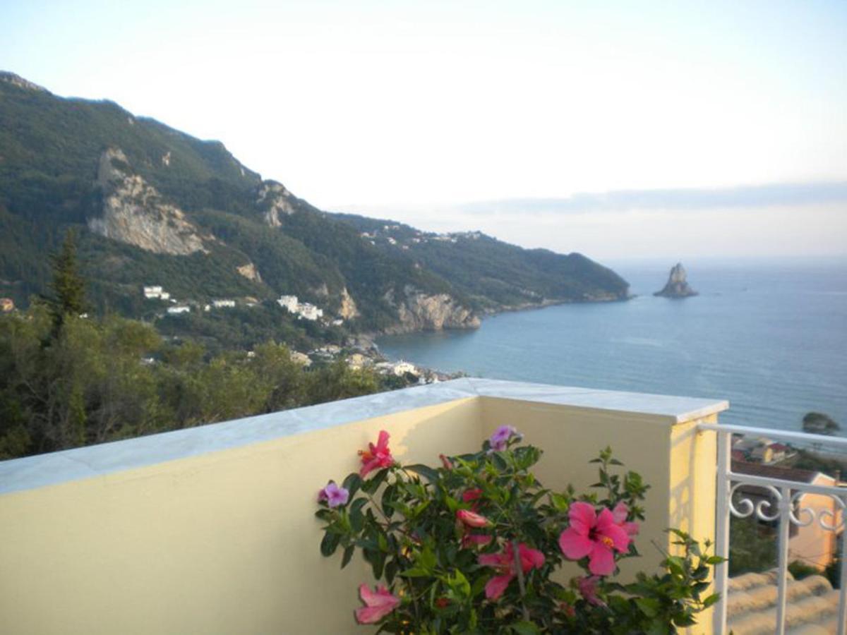 Natalia Apartment B With Panoramic Sea Views Of Agios Gordios Bay Zewnętrze zdjęcie