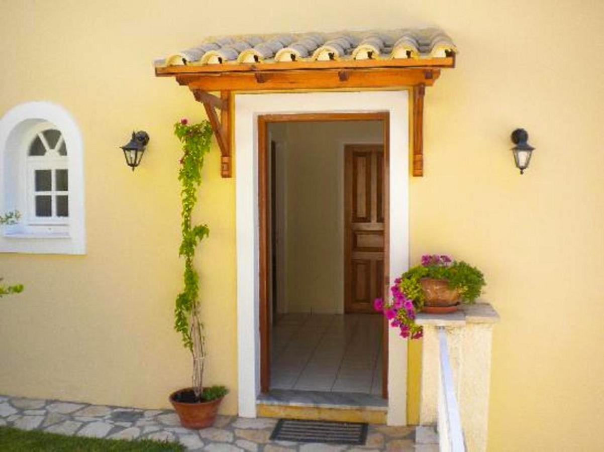 Natalia Apartment B With Panoramic Sea Views Of Agios Gordios Bay Zewnętrze zdjęcie