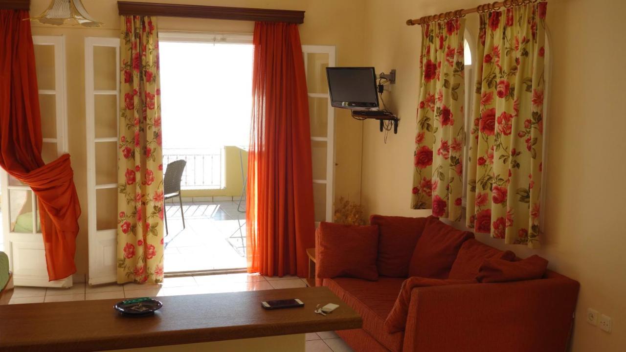 Natalia Apartment B With Panoramic Sea Views Of Agios Gordios Bay Zewnętrze zdjęcie