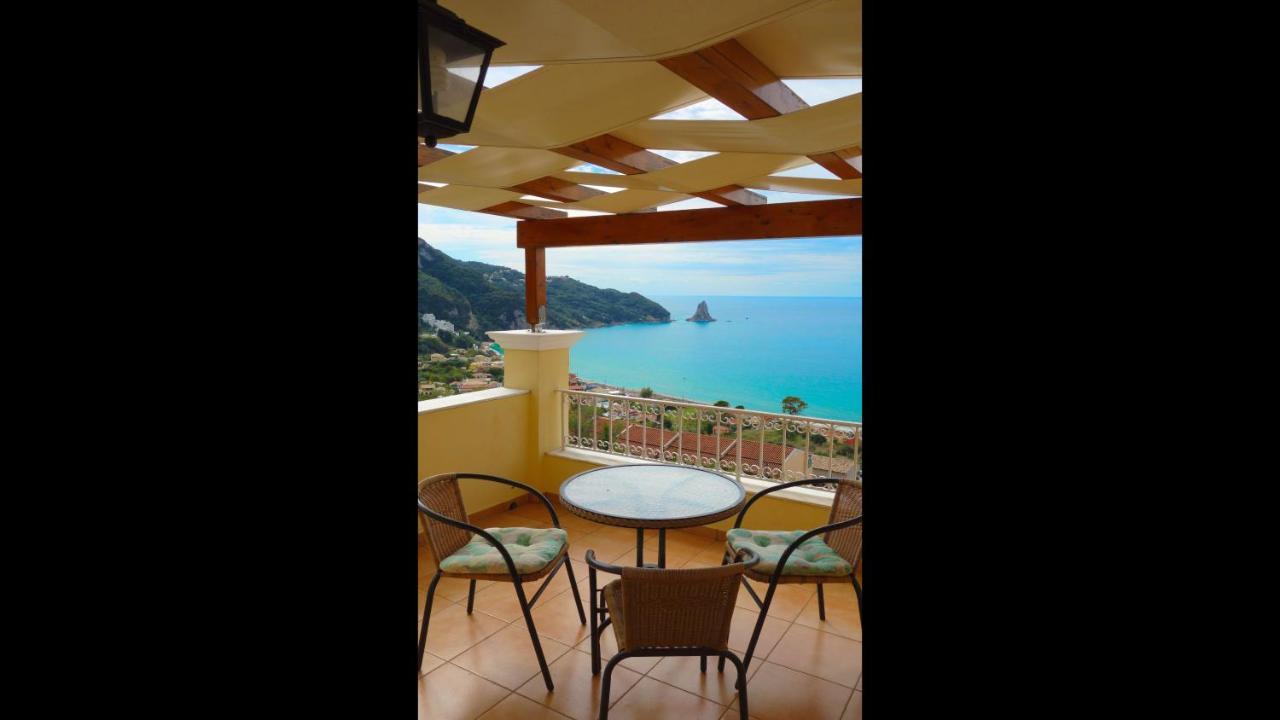 Natalia Apartment B With Panoramic Sea Views Of Agios Gordios Bay Zewnętrze zdjęcie